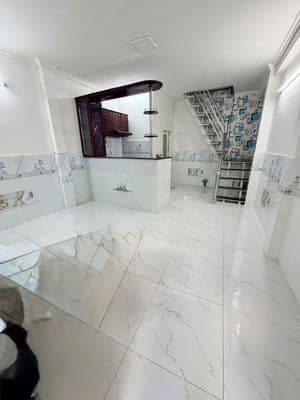 Bán nhà đẹp mới hẻm 330 Âu Dương Lân P3 Q8