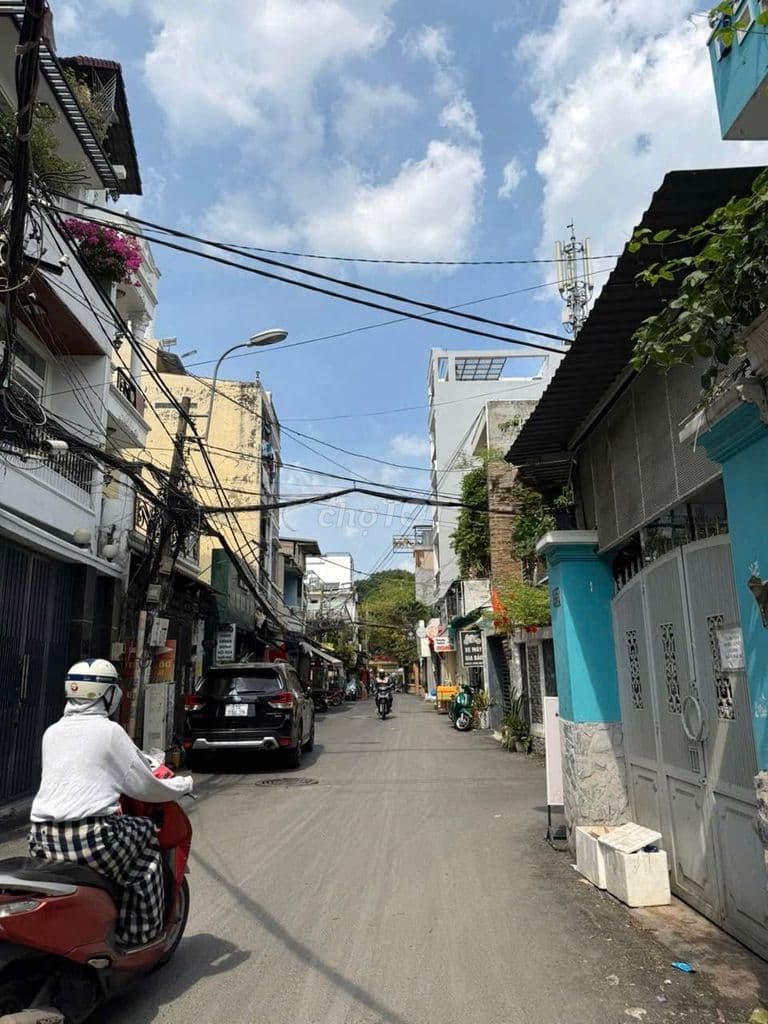 Bán nhà đẹp Gò Vấp, hẻm xe hơi Quang Trung, 42M2, 5 tầng, ở ngay,6.tỷ