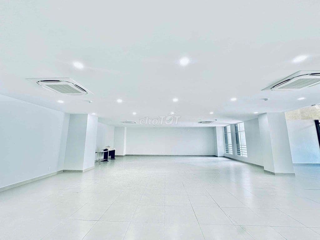 CHO THUÊ TOÀ BUILDING 1800m2 MỚI HOÀN CÔNG TẠI TRUNG TÂM QUẬN 1 - Ảnh 2