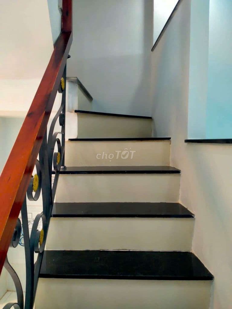 DT 3.20 x 11 nhà 1 trệt 2 lầu đỗ suốt giá 2 tỷ 540 . Lk 4_5 hẻm 107/9 - Ảnh 3