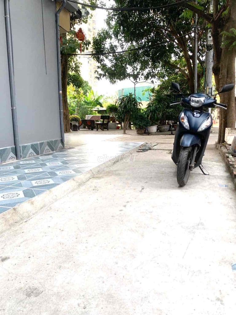 💥SIÊU PHẨM DÂN XÂY - SÁT MẶT PHỐ -FULL NỘI THẤT - TRƯỚC CỬA NHÀ CÓ KHO