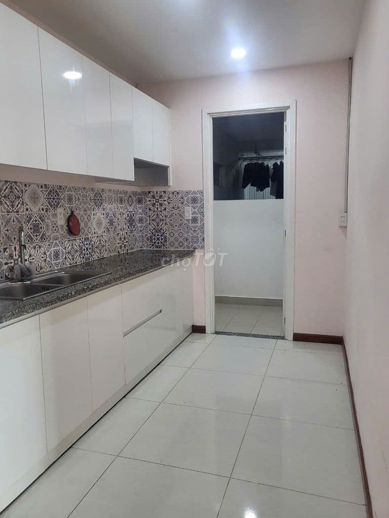 Bán căn 2 phòng ngủ Lô A view Bình phú - Ảnh 3