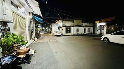 Bán nhà mặt tiền hẻm kinh doanh Phường trung Dũng
