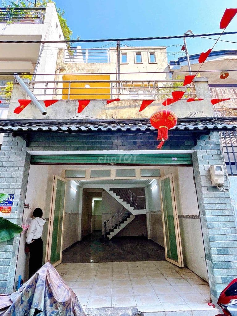 BÁN NHÀ 4,20m X 16m. VUÔNG VỨC . HẺM 6M NHỰA ĐƯỜNG TÂY THẠNH .