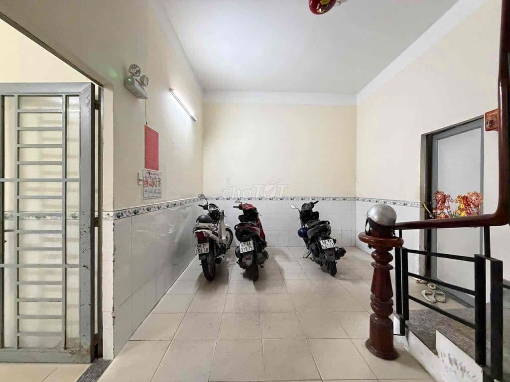 MẶT TIỀN KINH DOANH 12m - CMT8 - QUẬN 3 - 100m² – 4 TẦNG – 14 PHÒNG - Ảnh 2