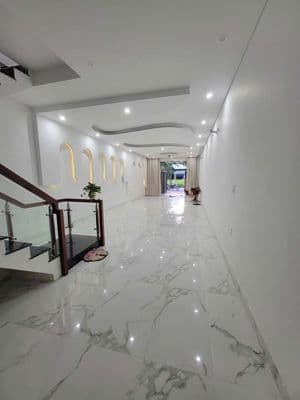 NHÀ 3 TẦNG MỚI GẦN VÕ CHÍ CÔNG