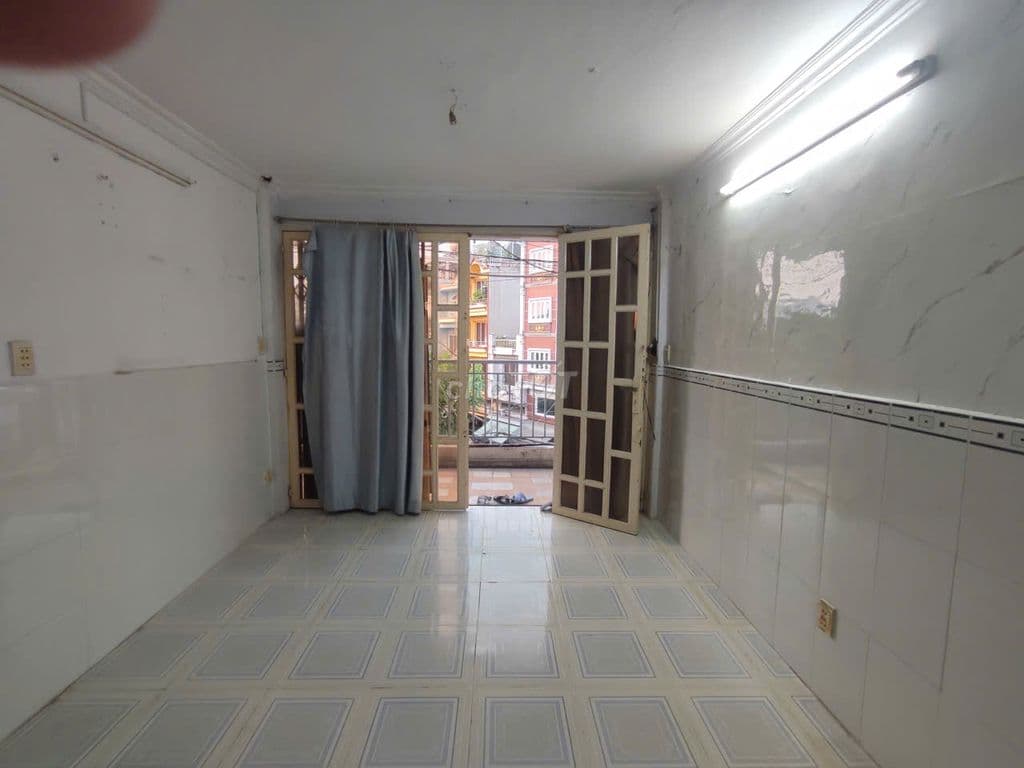 Cho thuê nhà nhỏ nguyên căn - Ảnh 2