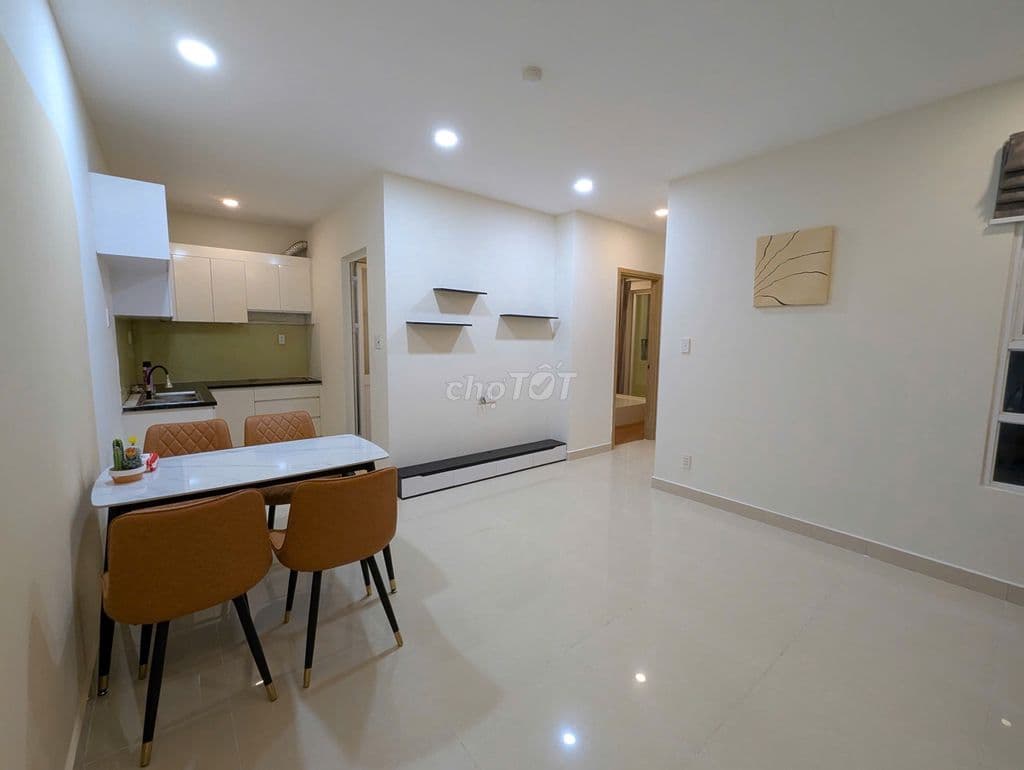 GĐ đi định cư Úc bán căn 2pn 2wc chung cư Dream Home gồm nội thất mới