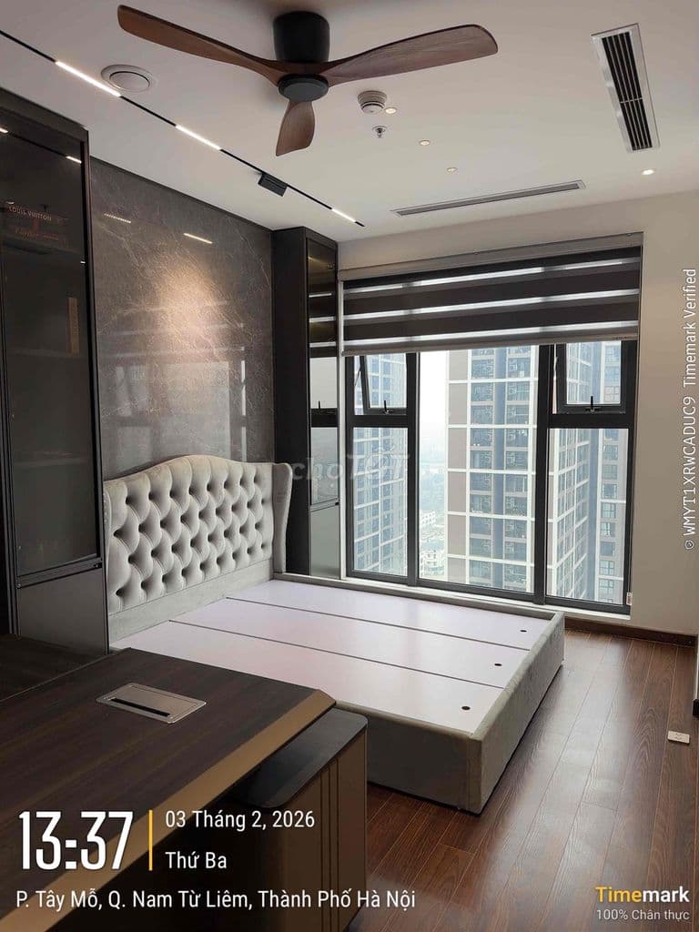 Chính Chủ Tòa B Masteri West Heights, 52m2 , Full Đồ Ở Ngay .