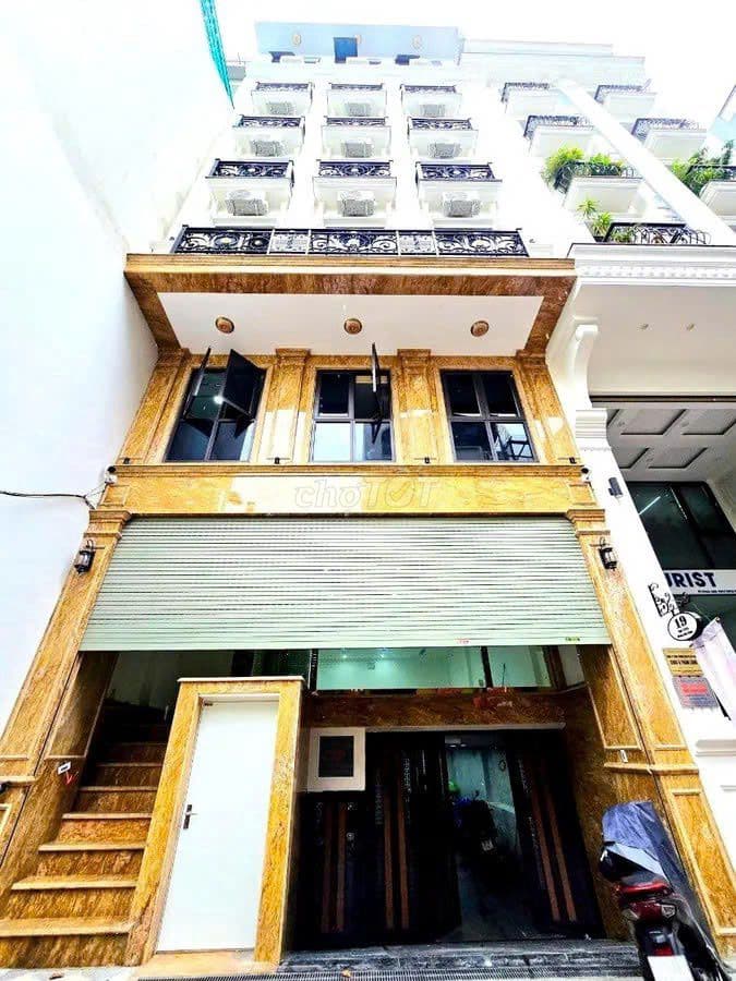 Toà nhà văn phòng,CHDV trung tâm Đội Cấn,Ba Đình,100m,9 tầng,82 tỷ