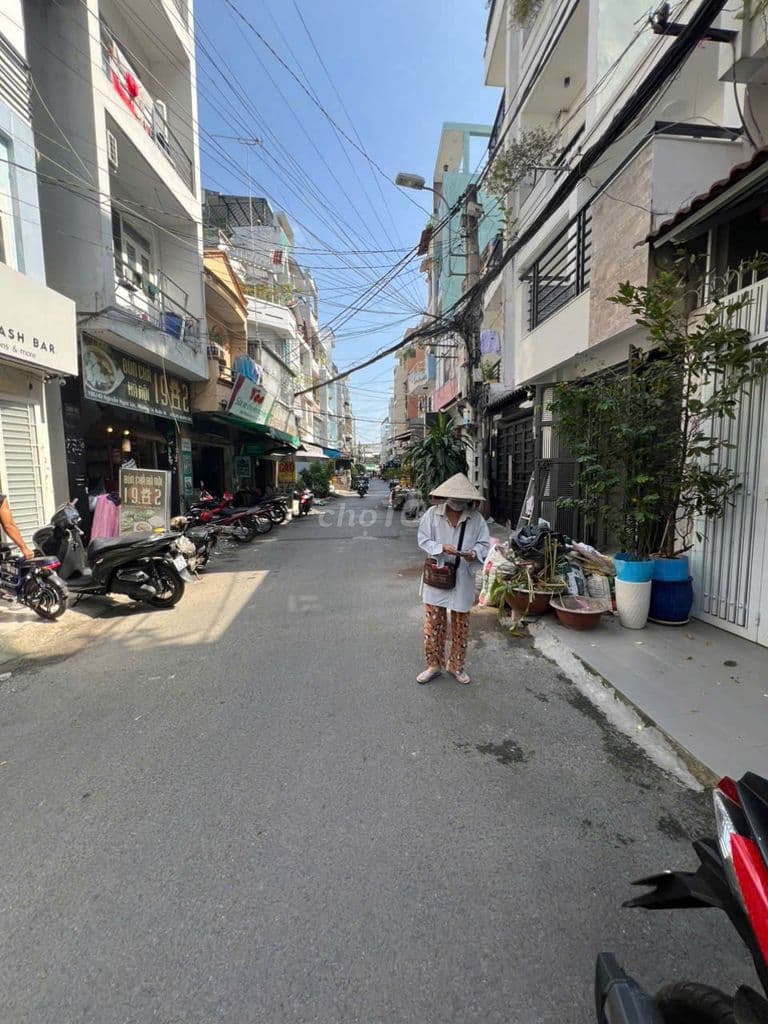 Bán nhà HXH đường Thành Thái,Quận 10.DT: 62m2-2 tầng-Giá tốt-Hẻm KD