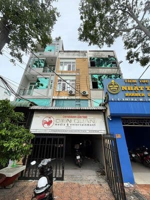 Nhà 3 lầu 4PN mặt tiền đường Nguyễn Văn Cừ Nối Dài chỉ 15 triệu