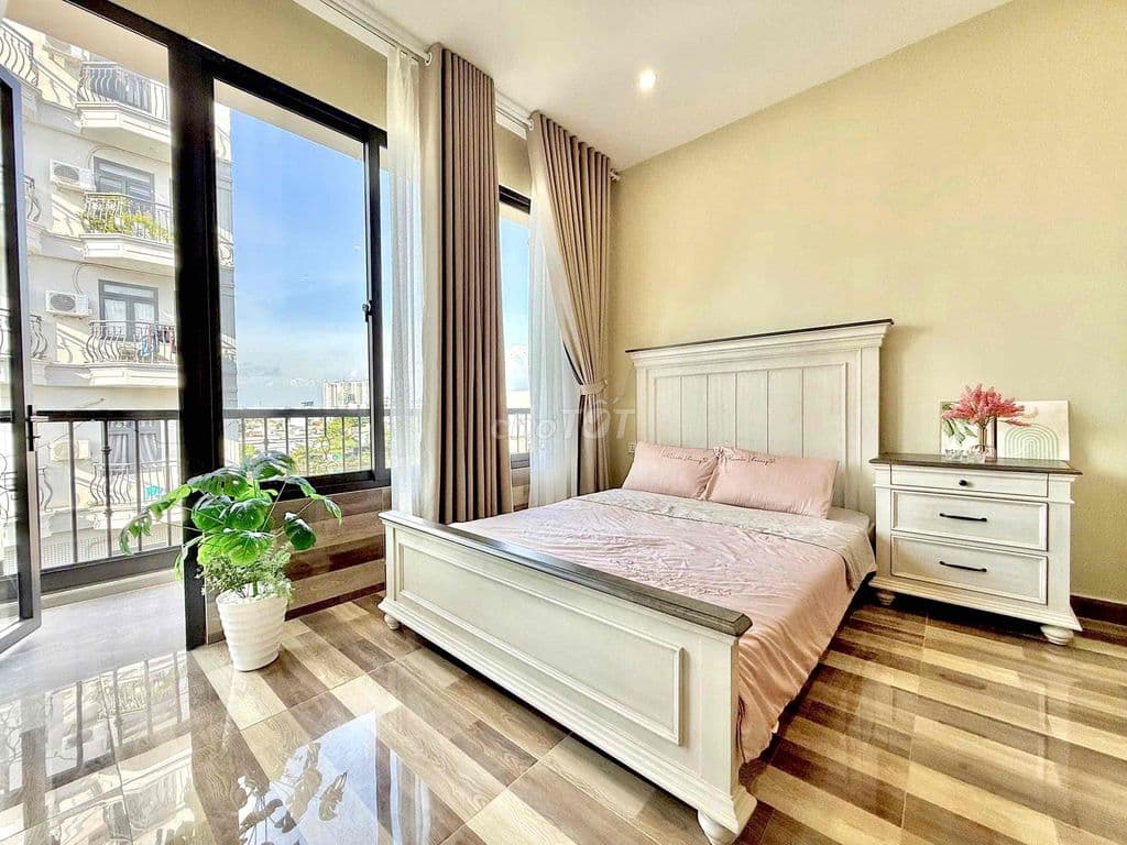 CĂN HỘ FULL NỘI BAN CÔNG SIÊU THOÁNG NGAY TRUNG TÂM QUẬN 7 - Ảnh 2