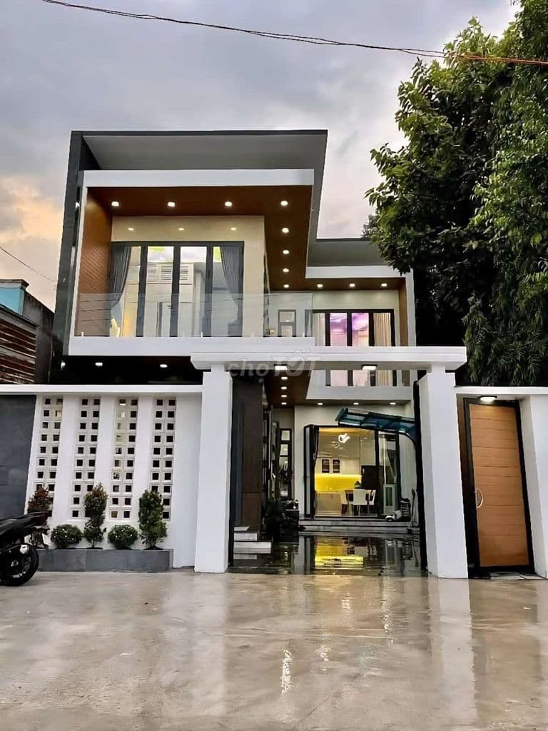 Bán Nhà Mới, Sổ Hoàn Công, Chợ Chiều Tân Thạnh Đông