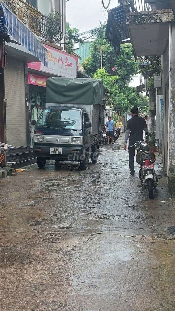 Bán đất 43m2 sổ đỏ chính chủ giá 6,9 tỷ mặt tiền rộng 3.4m - Ảnh 3