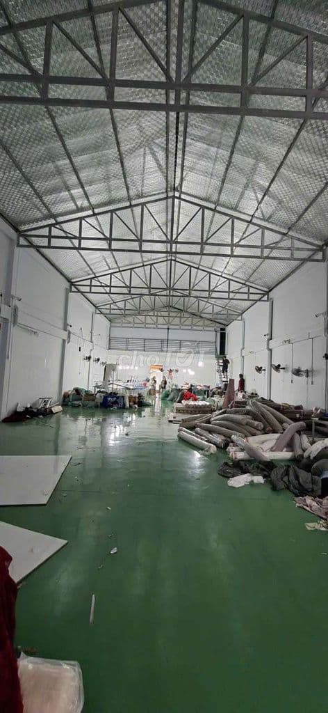 xưởng 600m cho thuê 38tr Thới tam thôn hóc môn - Ảnh 2