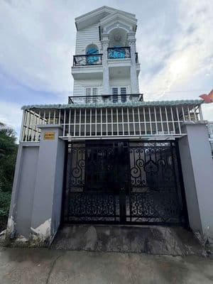 Cho thuê nhà trệt 2 lầu gần chợ đường 7tr5