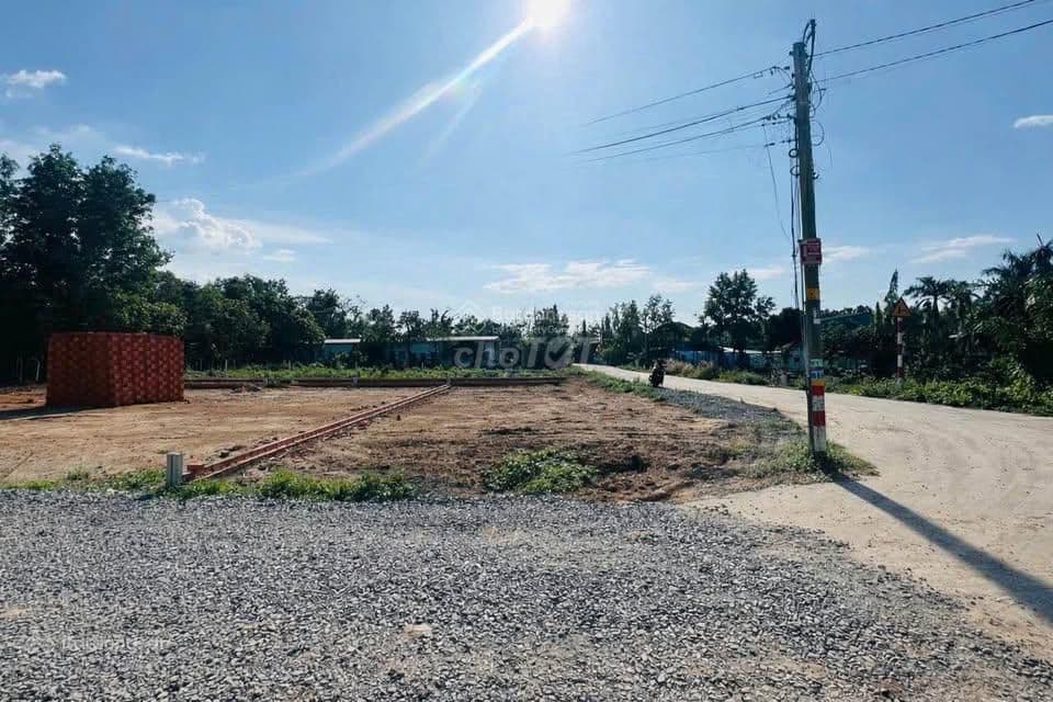 Hàng ngộp ! Lô đất 112m2 full TC , X.Tân An Hội Củ Chi . Giá 795 triệu