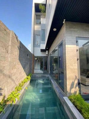 Cho thuê Biệt Thự hồ bơi 3 tầng 5pn 5wc MT đường Phan Bá Vành