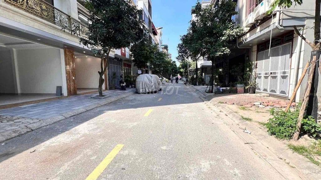 Bán Nhà Khu Phân Lô Tái Định Cư Thạch Bàn 56m2 x 6 tầng,thang máy - Ảnh 2