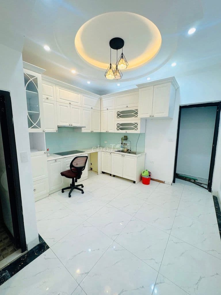 CỰC HIẾM!!!!!! CẦU GIẤY – LÔ GÓC – Ô TÔ – FULL NỘI THẤT - Ảnh 2