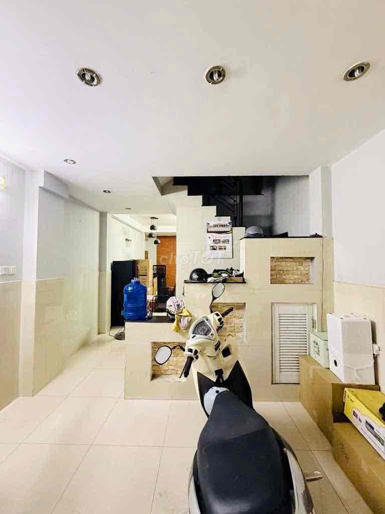 Nhà Gò Dầu - 46m2 - 3 Tầng - Hẻm ô tô sát nhà chỉ 4.5 tỷ - Ảnh 2