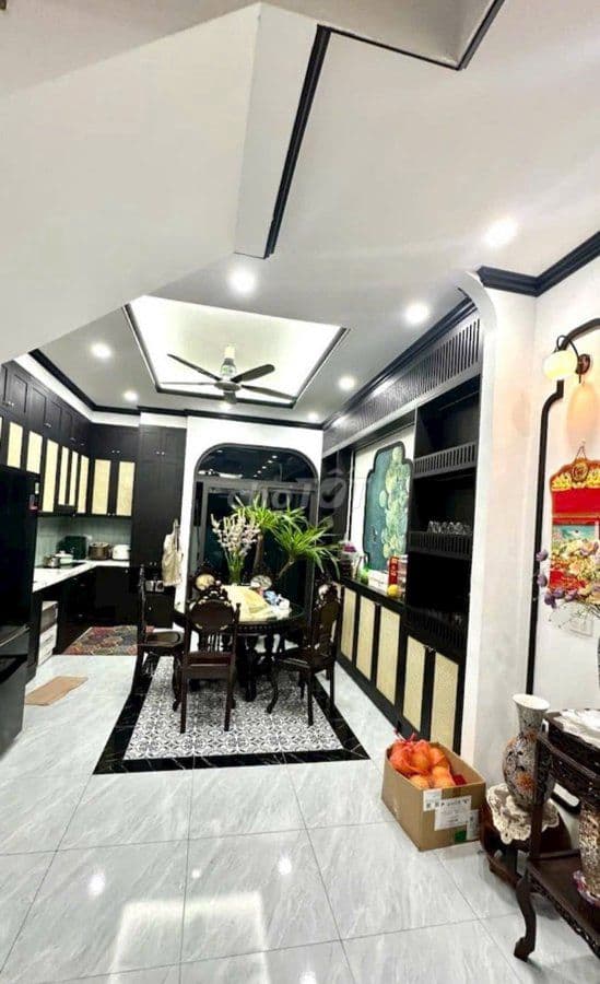 HIẾM - Nhà mặt phố 78m², có gara ô tô, thuận tiện kinh doanh - Ảnh 2