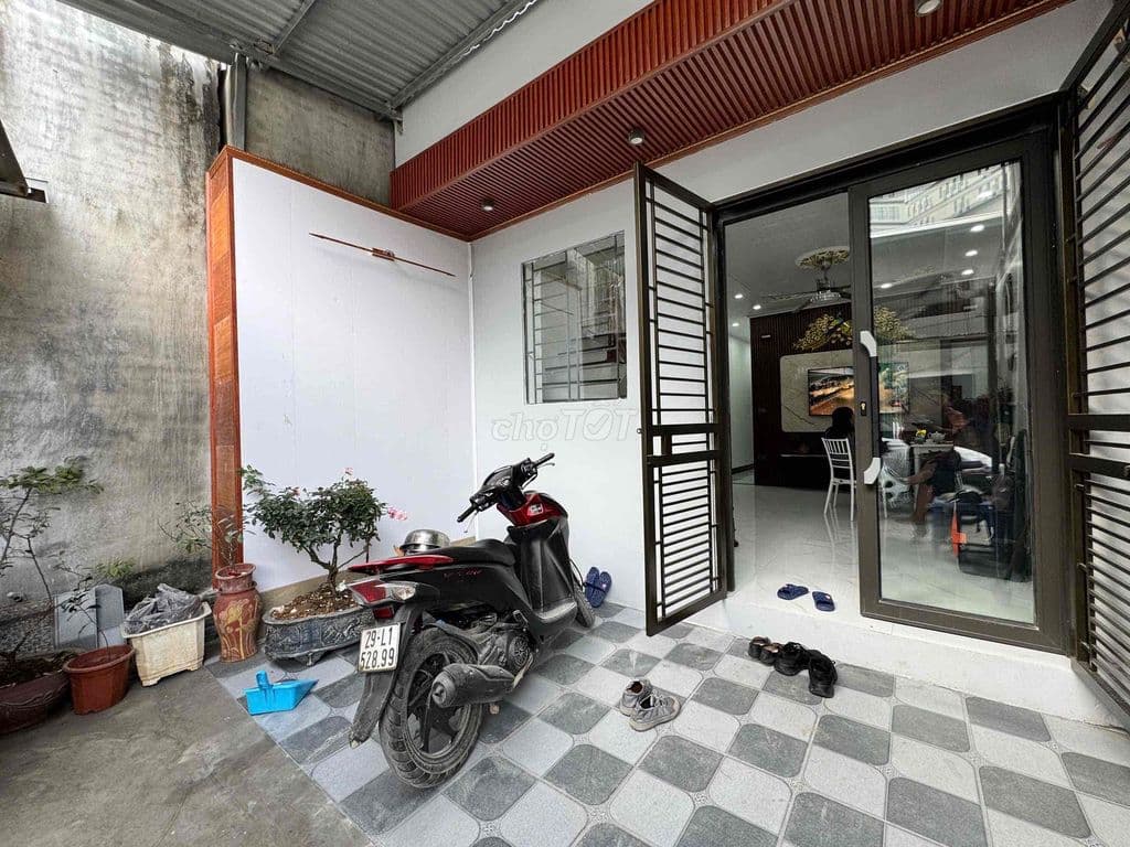 Bán nhà lê quang đạo