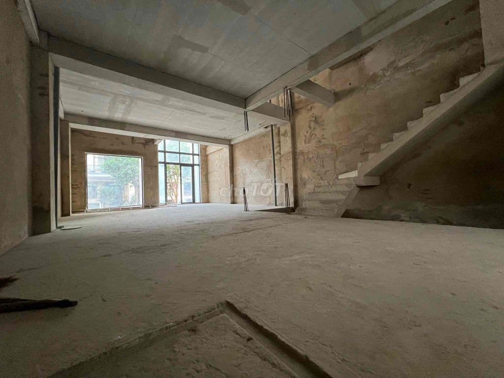 Cho thuê nhà thô Vạn Phúc City: 7x22m làm kho, HĐ ngắn hạn giá 30tr