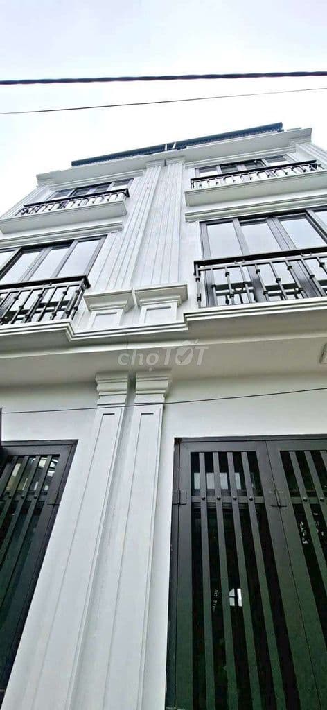 BÁN CĂN NHÀ 4 TẦNG SIÊU HIẾM TẠI PHƯỜNG BIÊN GIANG, HÀ ĐÔNG, HÀ NỘI