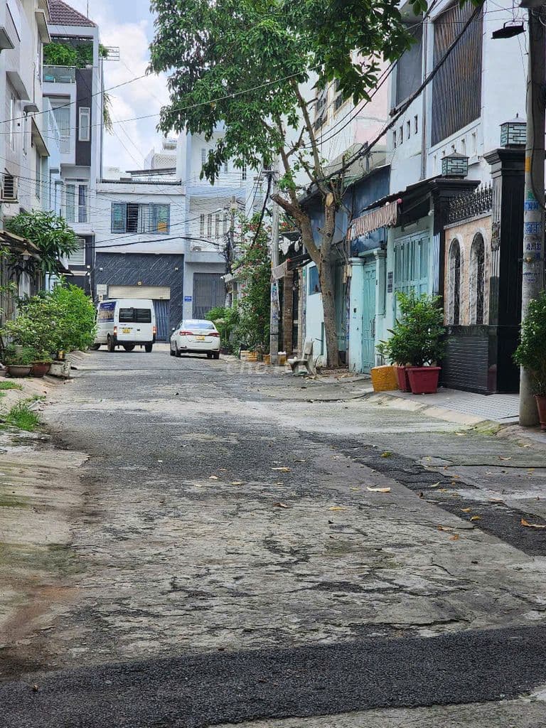 Cần bán nhà - Ảnh 2