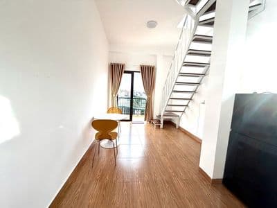 Cho Thuê Căn Hộ Duplex full Nội Thất Ban Công – 12 Tr/Tháng