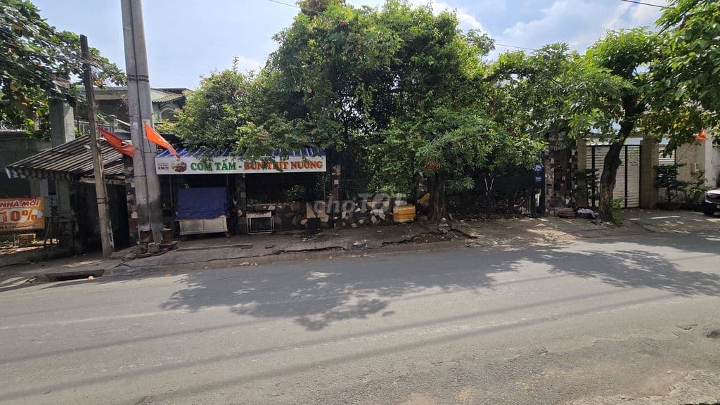 Bán 2850m2 full thổ mặt tiền đường Nguyễn Tuyển, tổng chiều ngang 55m