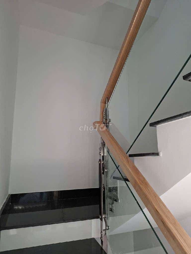 🚨 NHÀ NGANG 8M – 4PN 4WC – CHỈ 4.15 TỶ, CẠNH PHẠM VĂN ĐỒNG 🚨 - Ảnh 3