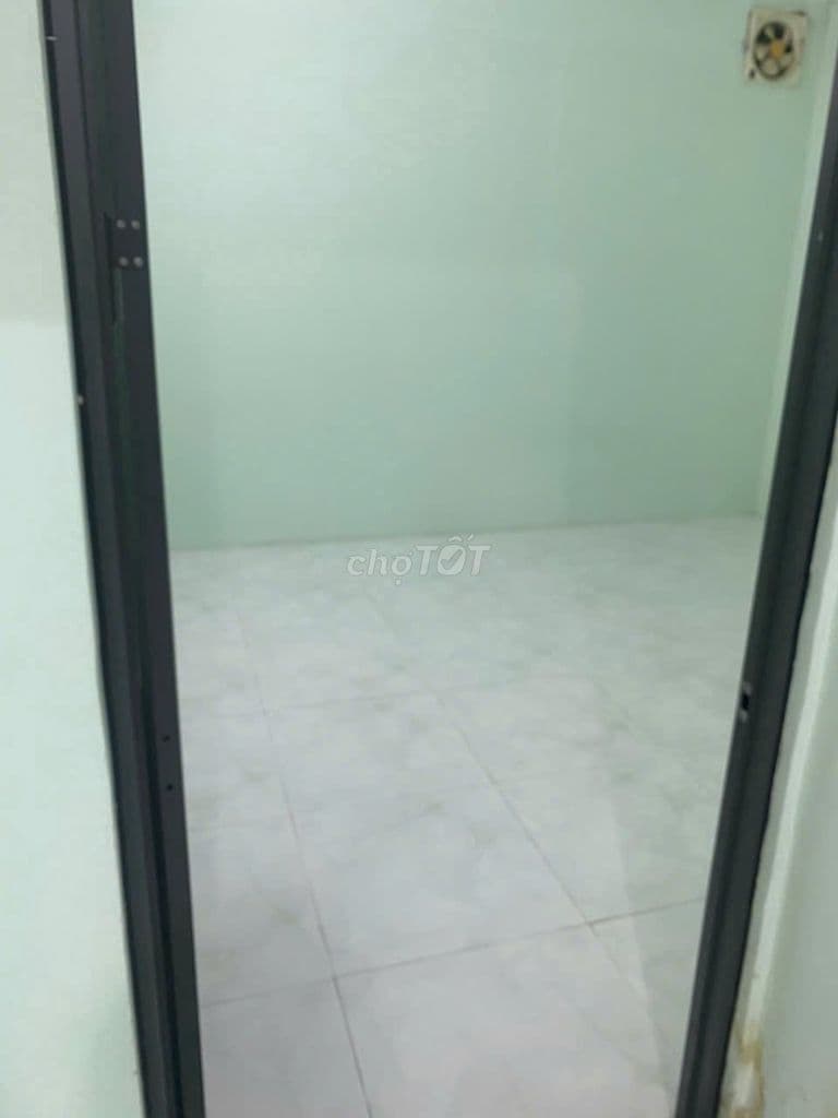 Bán chung cư B1 Trường Sa -ĐH Thủy Lợi, gần trung tâm, sổ hồng riêng. - Ảnh 2