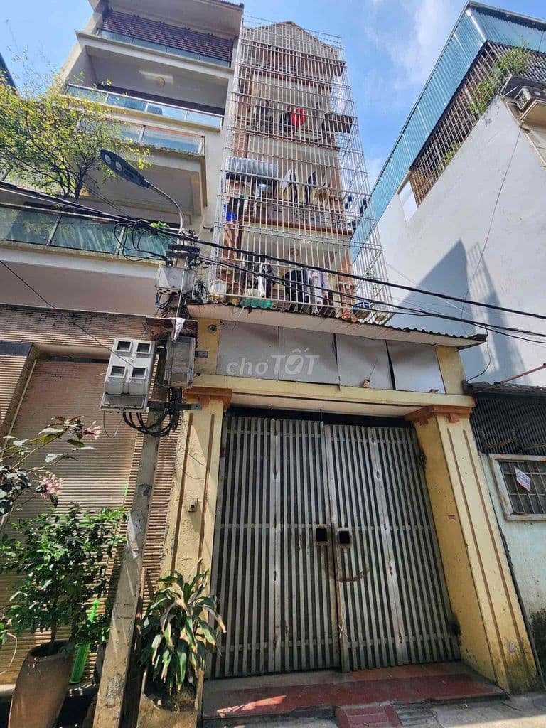 Bán nhà phố Xuân Thuỷ, ngõ kinh doanh 5 tầng 11.9 tỷ oto qua