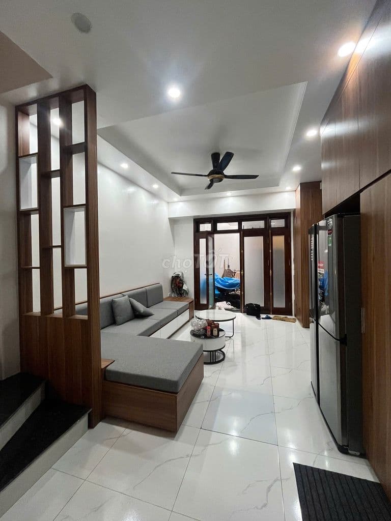 CHO THUÊ NHÀ 5 TẦNG NGÕ 477 XUÂN ĐỈNH -MỚI NỘI THẤT ĐẦY ĐỦ