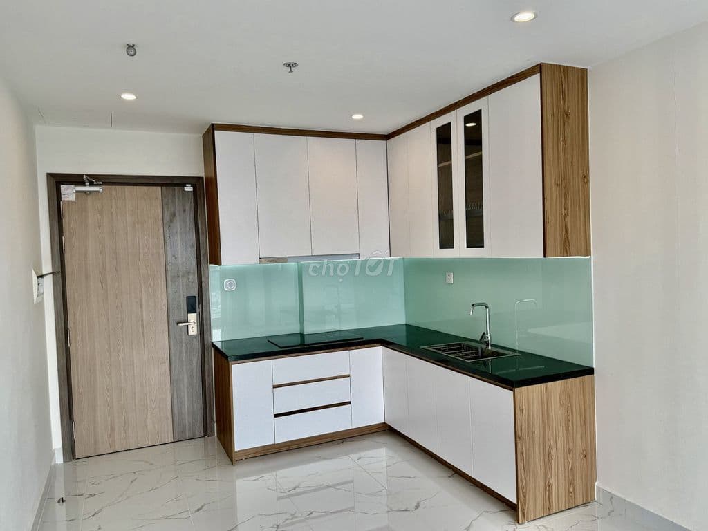 Cho thuê 3PN. Glory Heights. . NT Bếp Rèm. View Vườn Nhật.