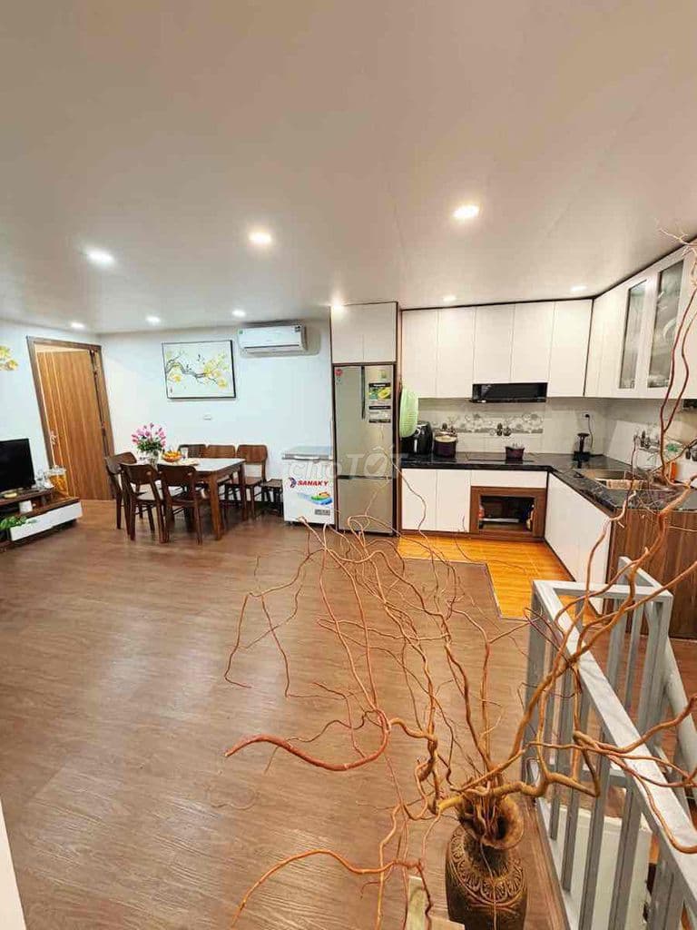 VIP! Nhà TT Phố phương mai, DTSD: 140m,4N, PK, Bếp (riêng) 5,35 tỷ