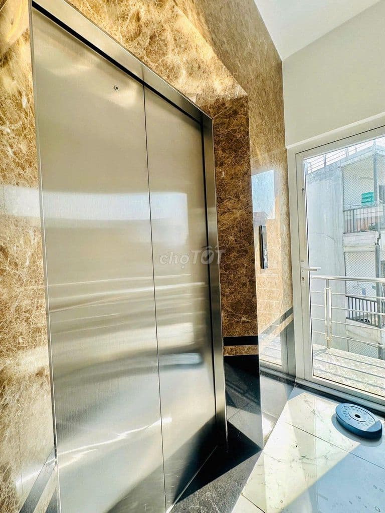 Siêu phẩm 56A Lê Văn Sỹ, Quận 3,có thang máy+hầm.Gía chỉ 37 triệu - Ảnh 3
