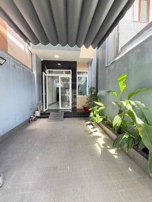 Nhà lầu 2 phòng KDC 515 đường 30/4