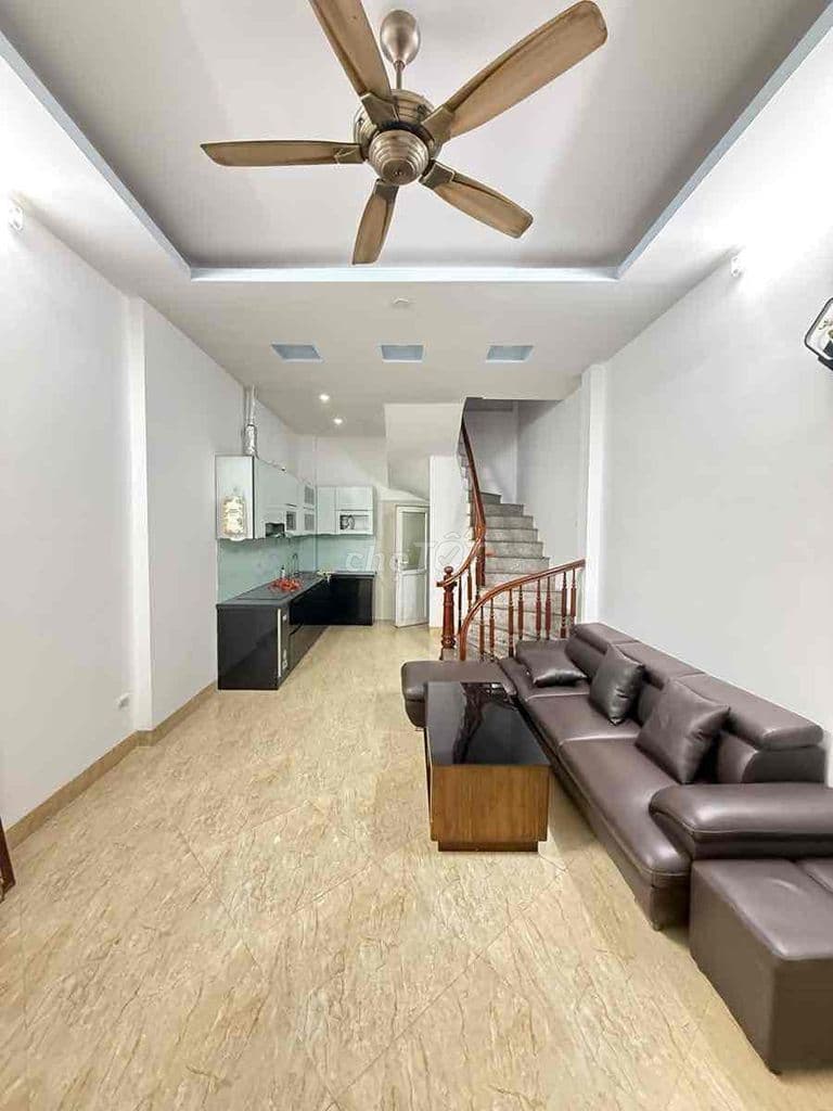 Bán nhà ngõ 169 Hoàng Mai, 38 m x 6 tầng ,nhà đẹp dân xây , sổ nở hậu - Ảnh 2