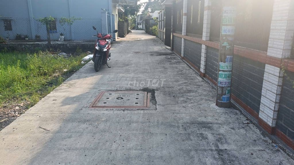 Đất thổ cư DT 10x12.5 1/Nguyễn Văn Bứa, gần trường Nguyễn Hồng Đào HM - Ảnh 2