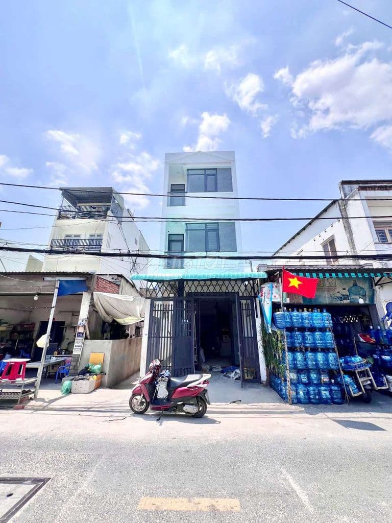 Nhà Phố 4m x 25m. Đúc 2 Lầu Mặt Tiền Đường Hiệp Thành 06