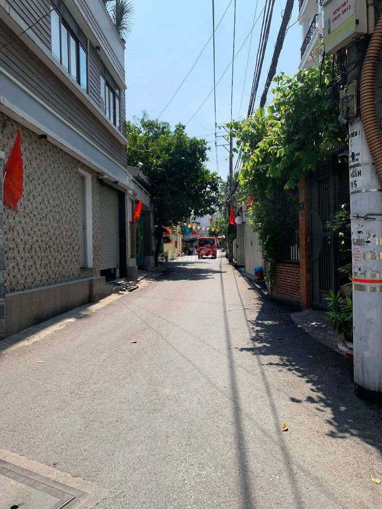 88M2 NGANG 4.9x18 HẺM XE HƠI CHU VĂN AN GẦN MẶT TIỀN ĐƯỜNG 1 TRỤC