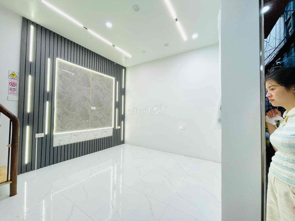 Thuê mặt bằng gía rẻ