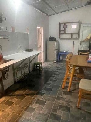 nhà 1 tầng 2 phòng ngủ có sân trước sân sau thoáng ngõ ô tô vào