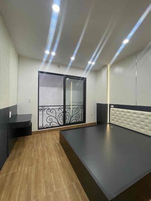 Nhà ngay cầu Mai Động 4 tầng nhà mới đủ đồ