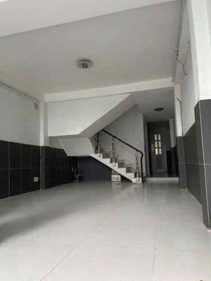 cho thuê nhà mặt tiền nội bộ 5PN kdc Bình Phú gần công viên , siêu thi