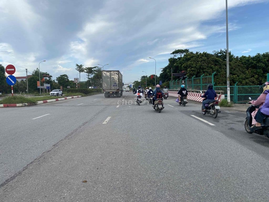 X2 ĐỒNG NHÂN VIEW TOÀ 108 TẦNG 2 MẶT THOÁNG SÁT TRƯỜNG HỌC 80m2 - Ảnh 2